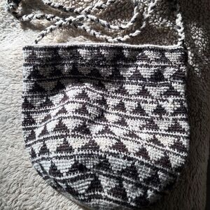 Vintage Bolivia Handmade Geometric Knit Mini Bag - Black and Cream